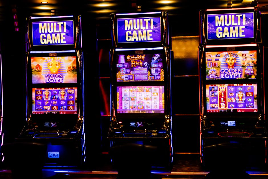 Menjelajahi Dunia Slot Online: Panduan dan Tips Bermain